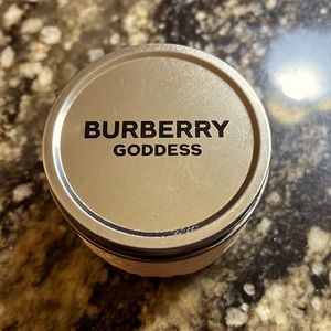 Burberry Goddess Vanilla Candle - no box included